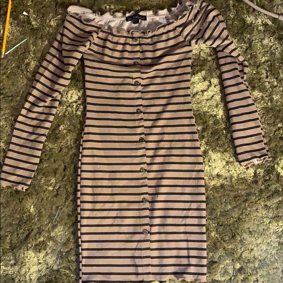 Off the should mid length sweater dress - Picture 1 of 1